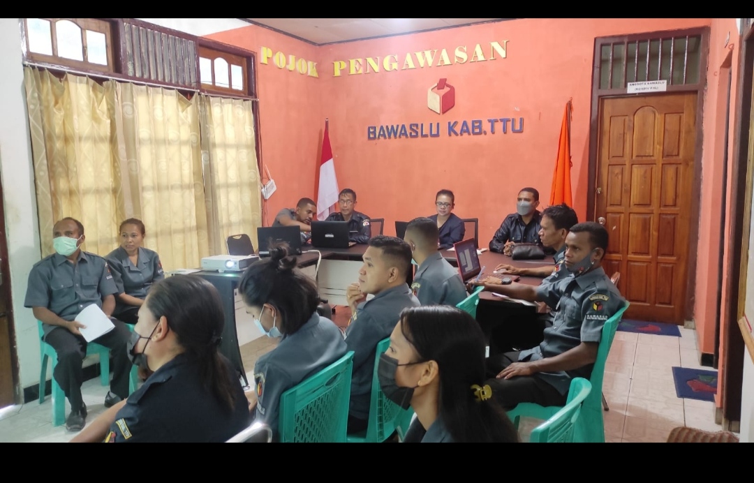 Evaluasi pengelolaan Keuangan, Roswita: Akhir Tahun 2021 Tidak Boleh Ada Tunggakan SPJ